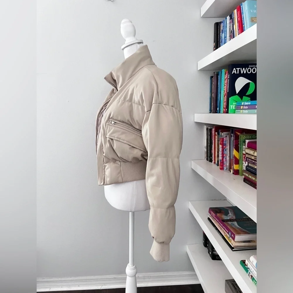 Saunders Collective Faux Leather Cream Puffer Jacket size medium - Picture 6 of 16